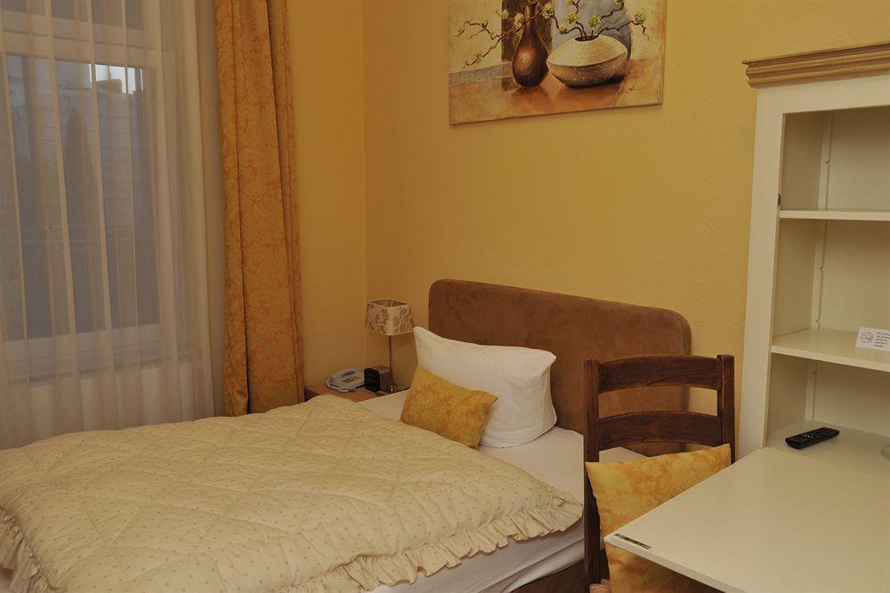 Hotel Mare Хамбург Екстериор снимка