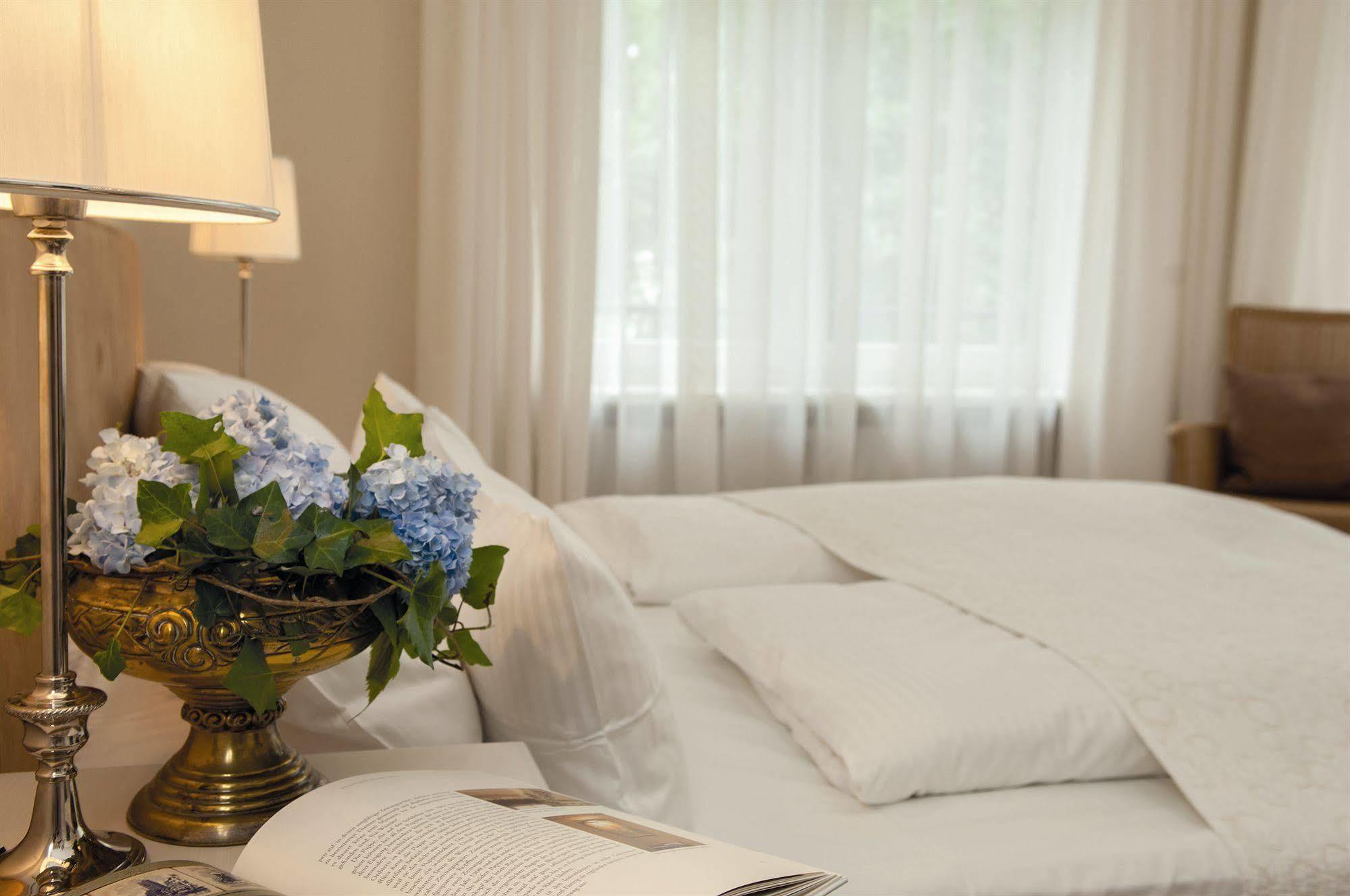 Hotel Mare Хамбург Екстериор снимка