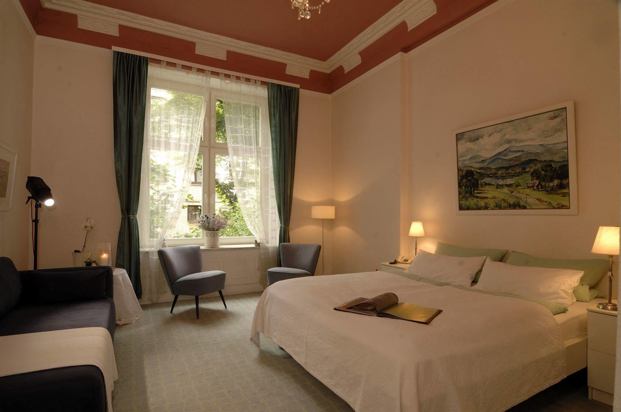 Hotel Mare Хамбург Екстериор снимка