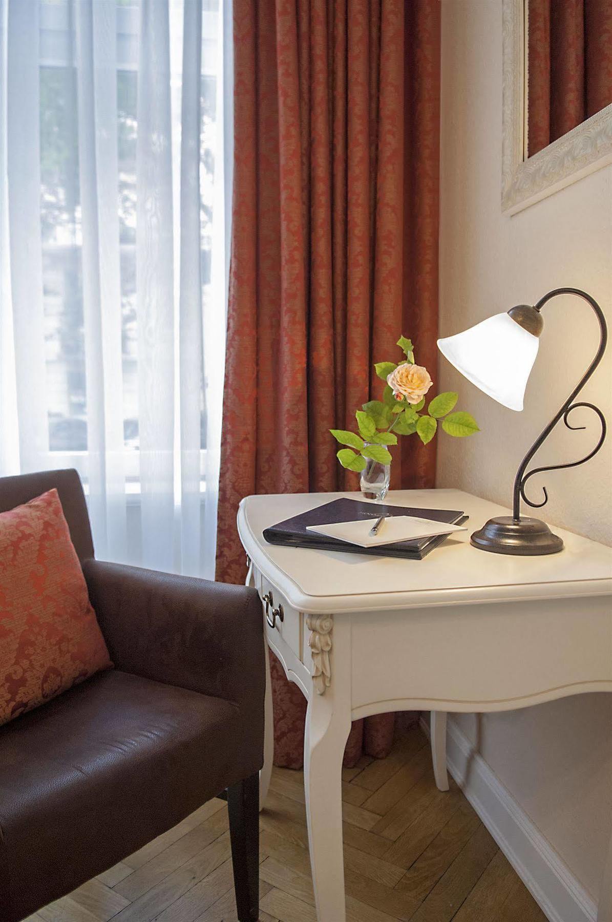 Hotel Mare Хамбург Екстериор снимка